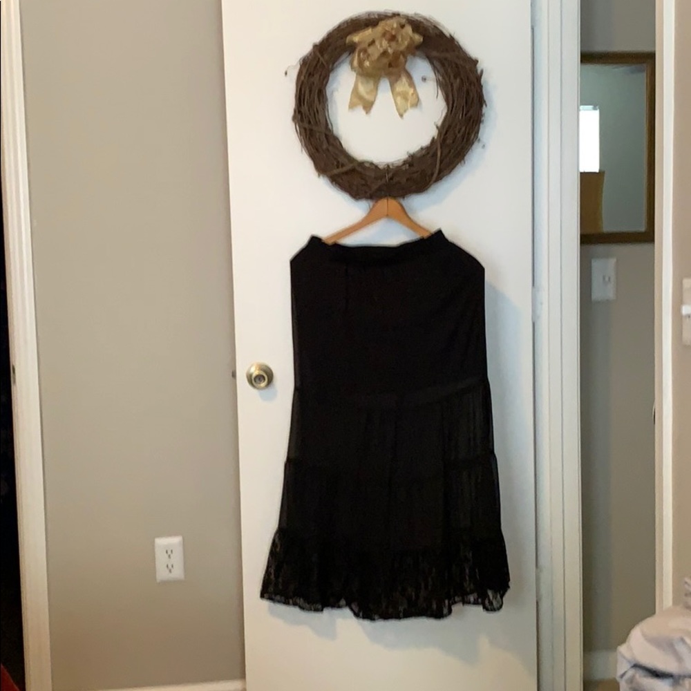 GUC Xhilaration Black Maxi Two Level Skirt Size L